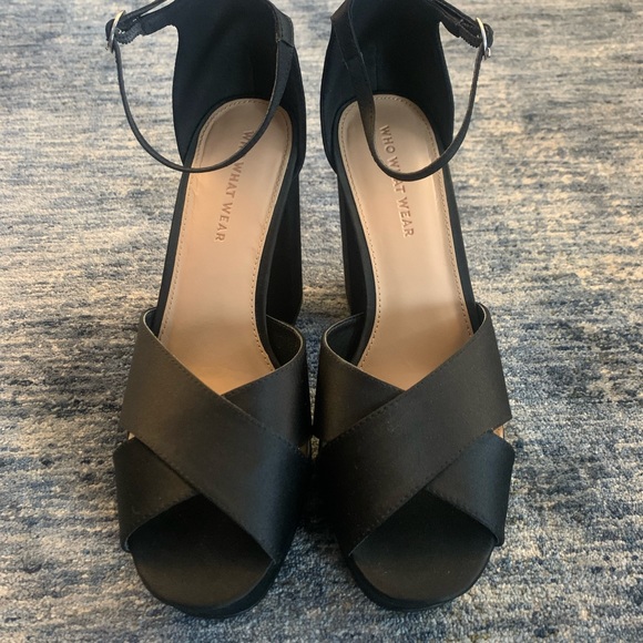 Black platforms 👠 - Picture 4 of 10